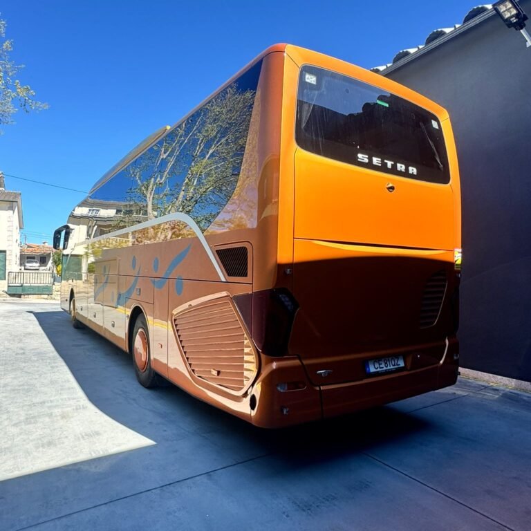 Autocarro Micaeltour