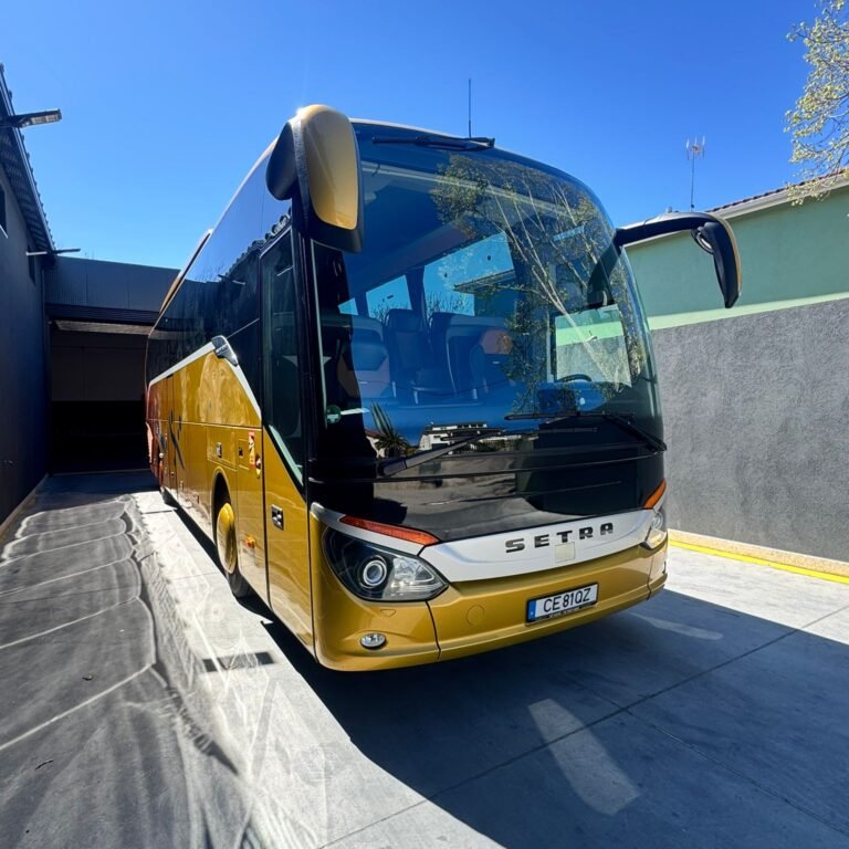 Autocarro Micaeltour