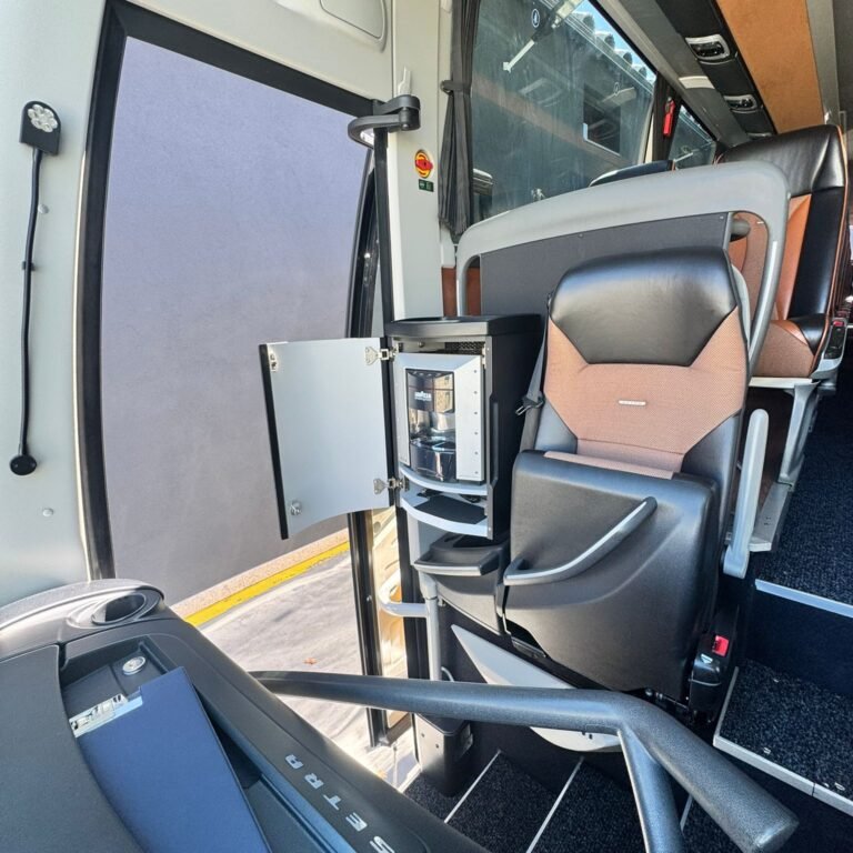 Autocarro Micaeltour